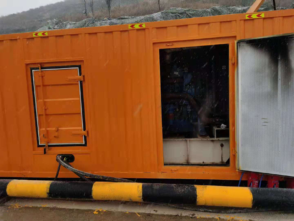 福绵发电机出租 柴油发电机组电压低报警怎么办？