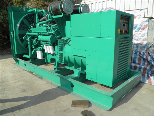 福绵发电车出租-柴油发电机散热器怎样散热