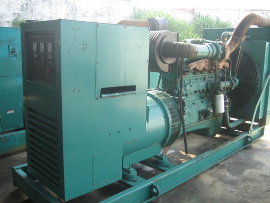 福绵租赁发电机- 发电机碳刷磨损的原因是什么