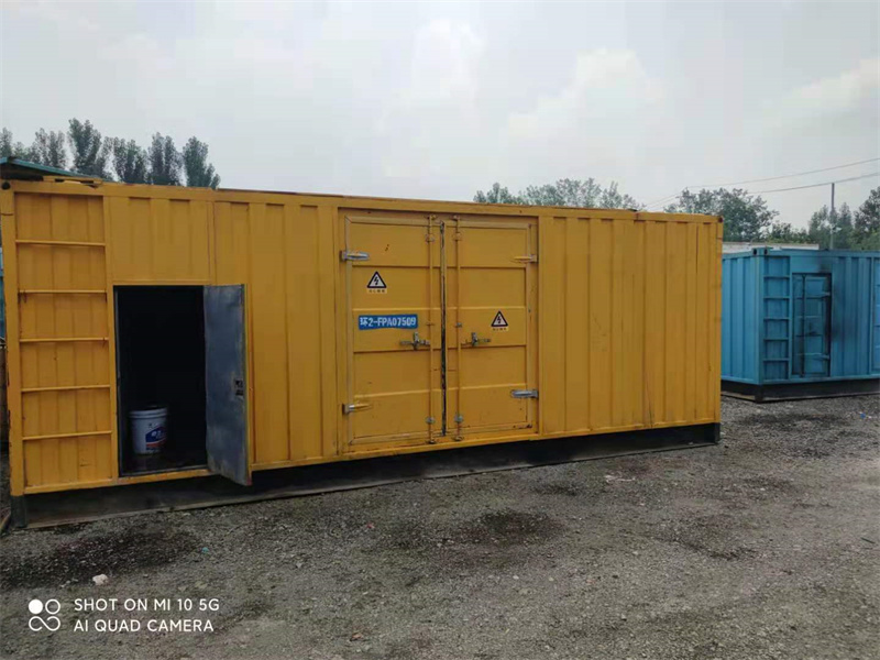 福绵200KW柴油发电机组需要配备什么型号的电缆线？