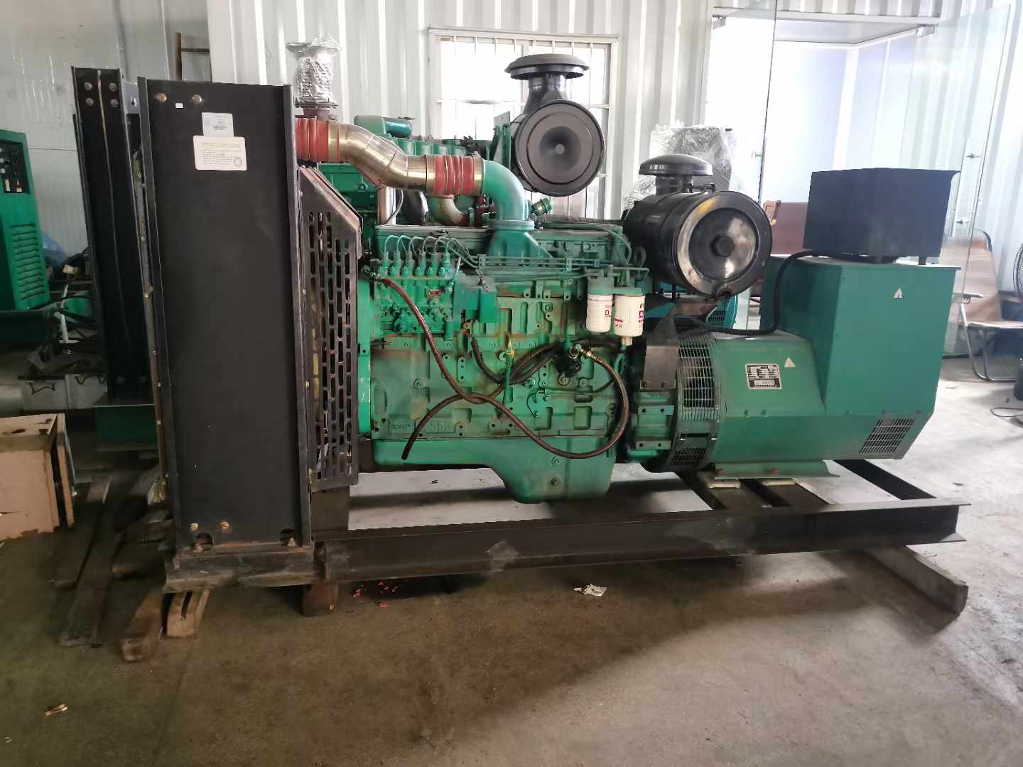 福绵发电机租赁如何确定电缆的承载电流是否在安全范围内？