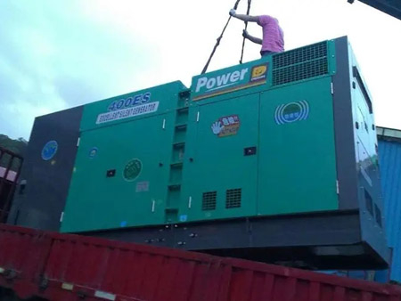 福绵柴油发电机组转速不稳定时，如何对发动机进行维护？