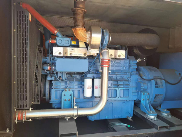 福绵燃油消耗率与进气温度的具体关系是什么？